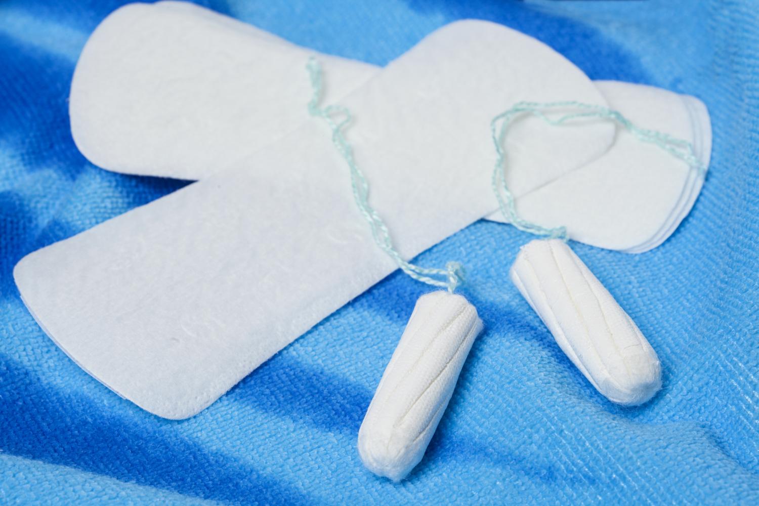 the-difference-between-pads-and-tampons-weldricks-pharmacy